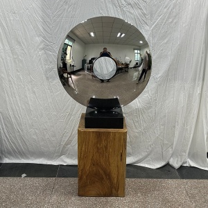 Mirror Stainless Steel Sculpture