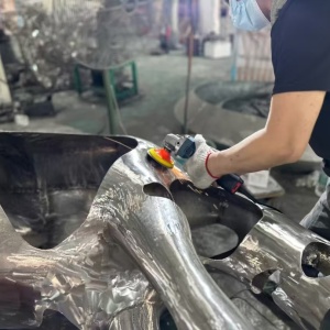 Mirror stainless steel sculpture polishing process