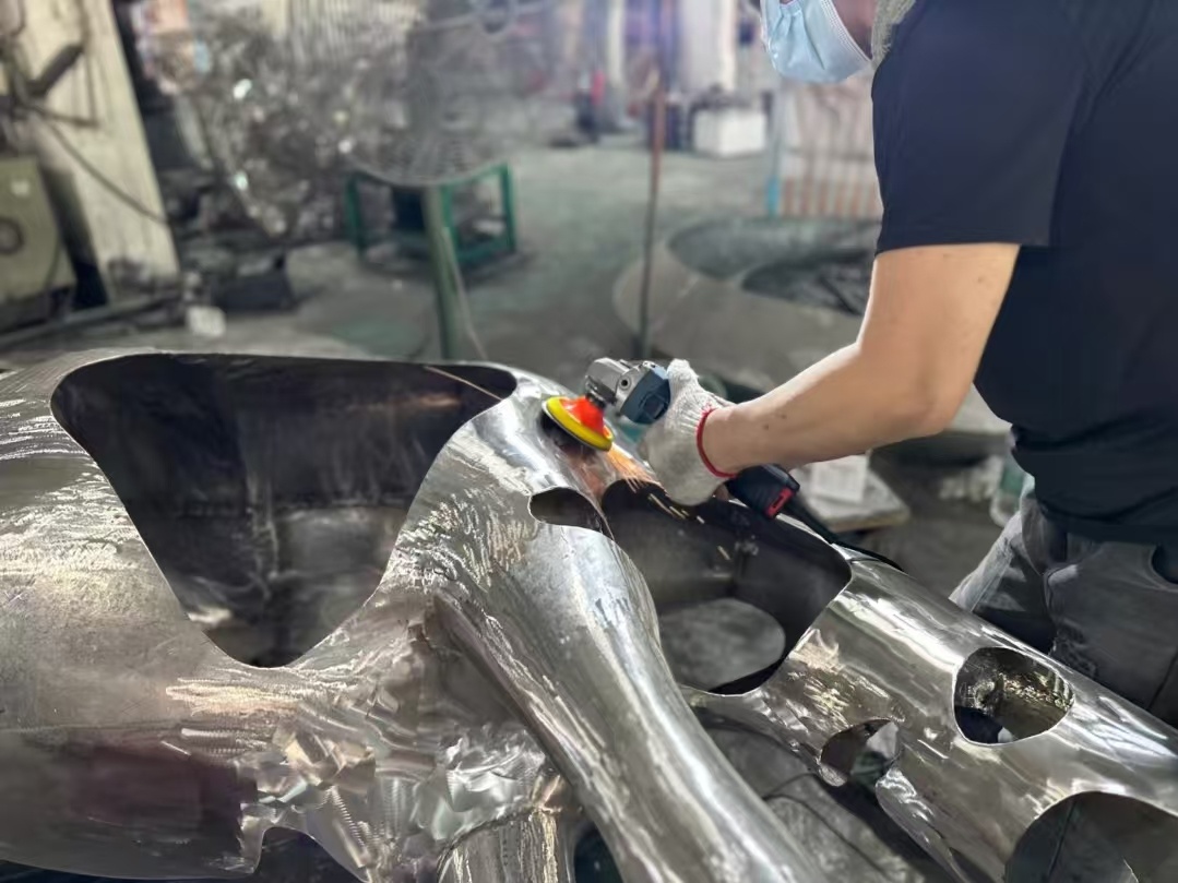 Mirror stainless steel sculpture polishing process
