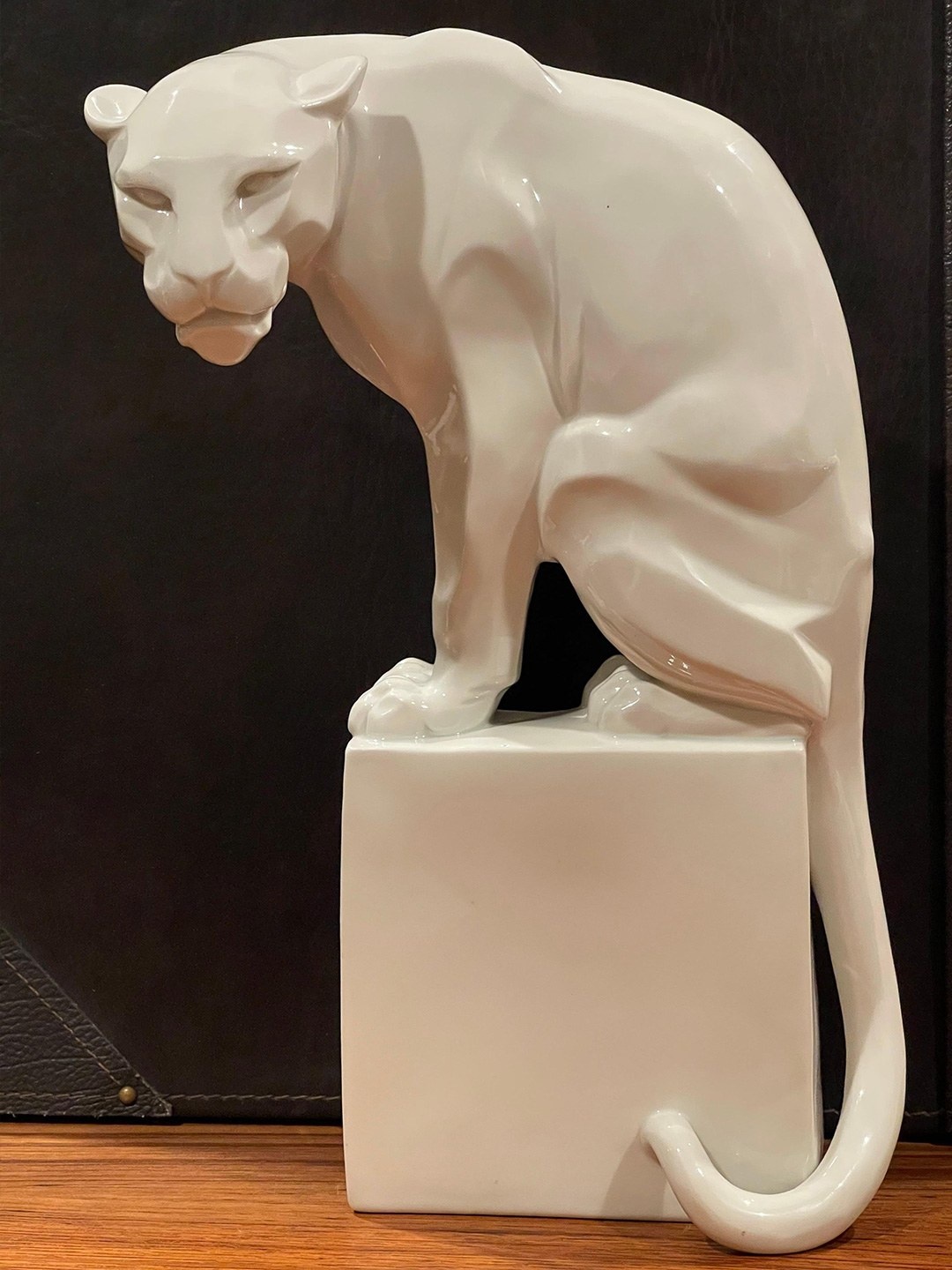Finished white panther display sculpture front three-quarter view