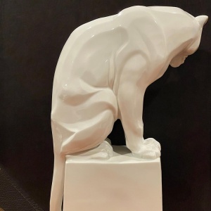 Closer finished view of the same white panther display sculpture